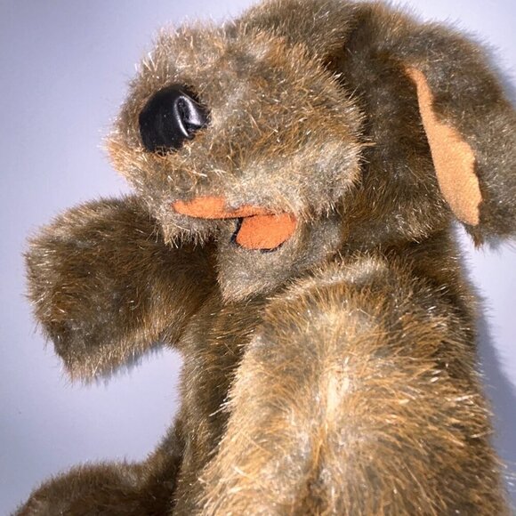 Folkmanis Hand Puppet Sitting Dog Brown Plush 14" with Back Pocket - Picture 3 of 15
